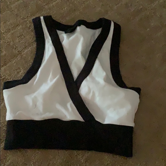 Cropped top (worn 1 time) - Picture 1 of 1